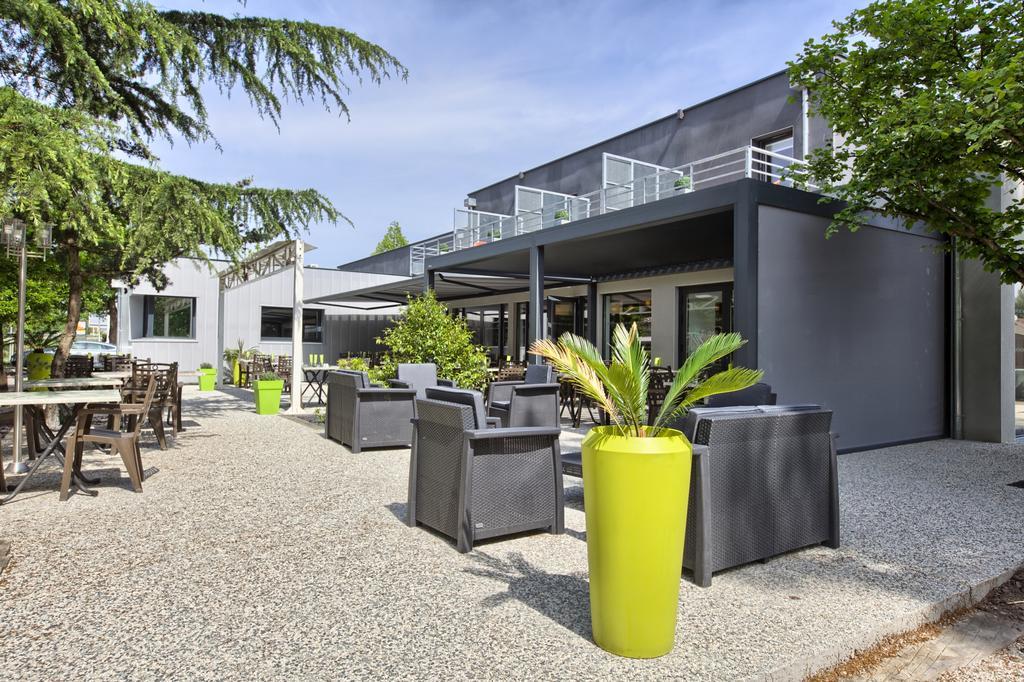 Logis Hotel Restaurant & Spa Au Comte D'Ornon Gradignan Eksteriør billede