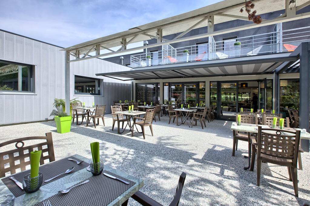Logis Hotel Restaurant & Spa Au Comte D'Ornon Gradignan Eksteriør billede