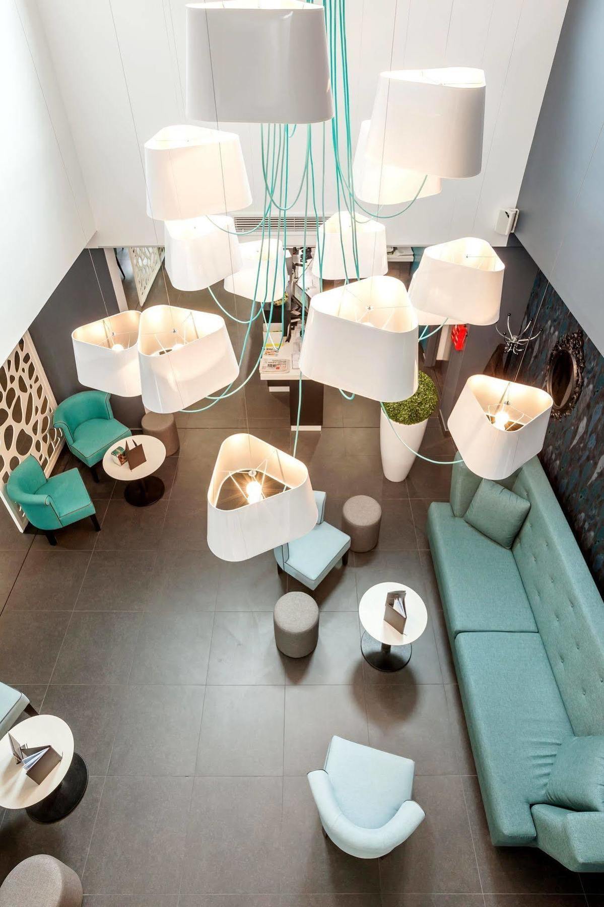 Logis Hotel Restaurant & Spa Au Comte D'Ornon Gradignan Eksteriør billede